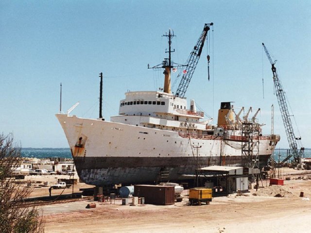 PUERTO DIQUE SECO  MERCANCIAS ESPECIALES CONVOY